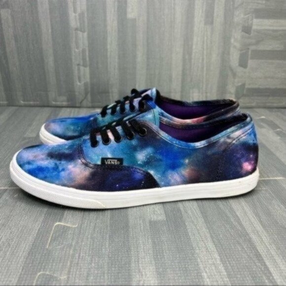 Vans Low Pro Sneakers Womens Size 8 Cosmic Galaxy Universe Blue - Picture 1 of 9